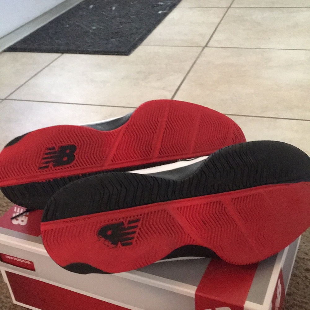 New Balance Tennis shoe 👟 - Picture 2 of 4